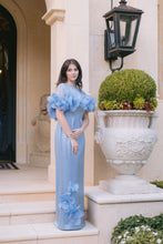 Load image into Gallery viewer, Hydrangea Organza Cape