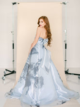 Charger l'image dans la galerie, Light Blue and Black Floral Printed Ball Gown