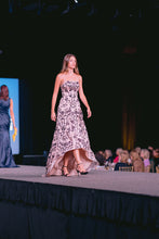 Cargar imagen en el visor de la galería, Bella