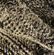 गैलरी व्यूवर में इमेज लोड करें, Rex Rabbit Stretchy Wrap